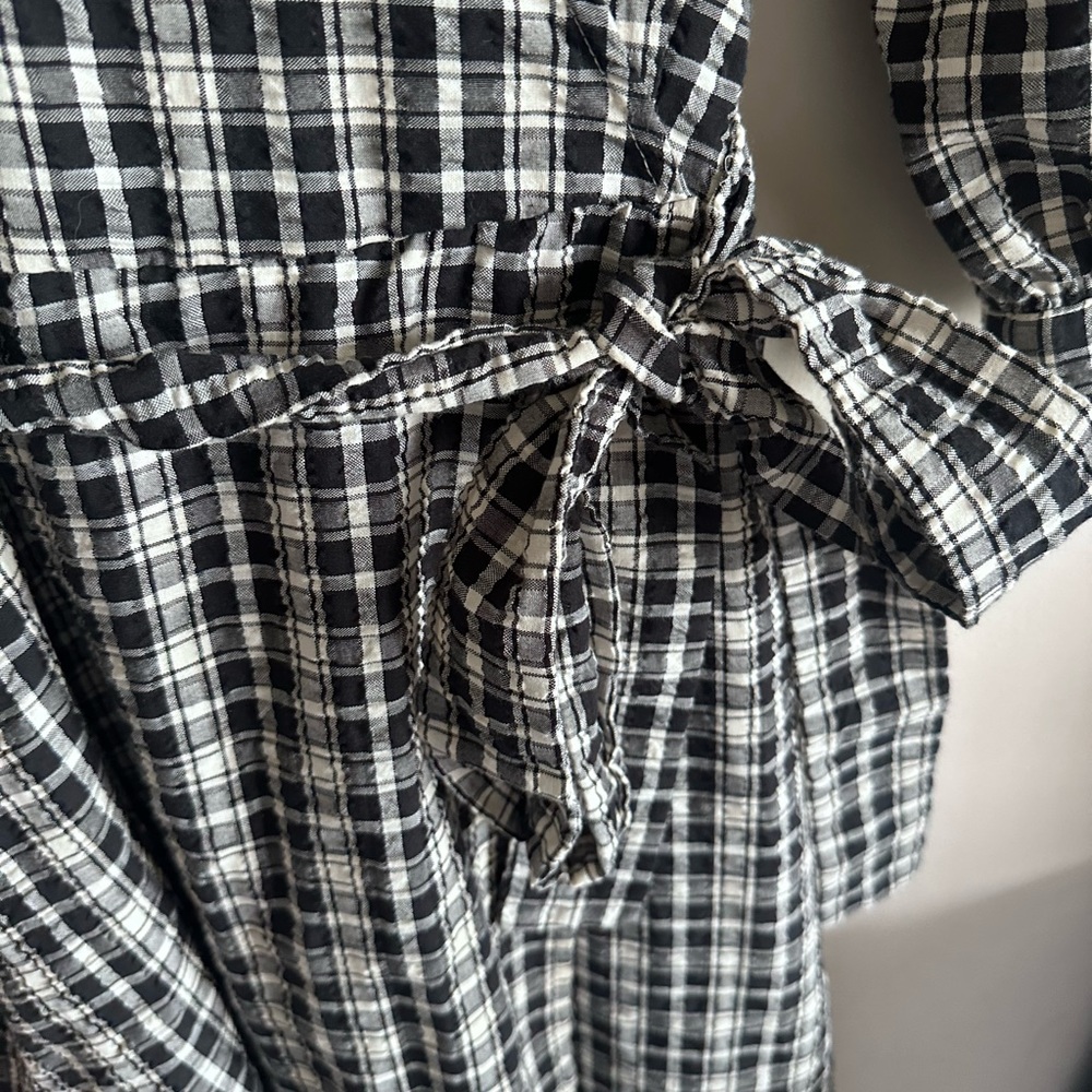 Target patterned dress with pockets!! - Picture 2 of 5